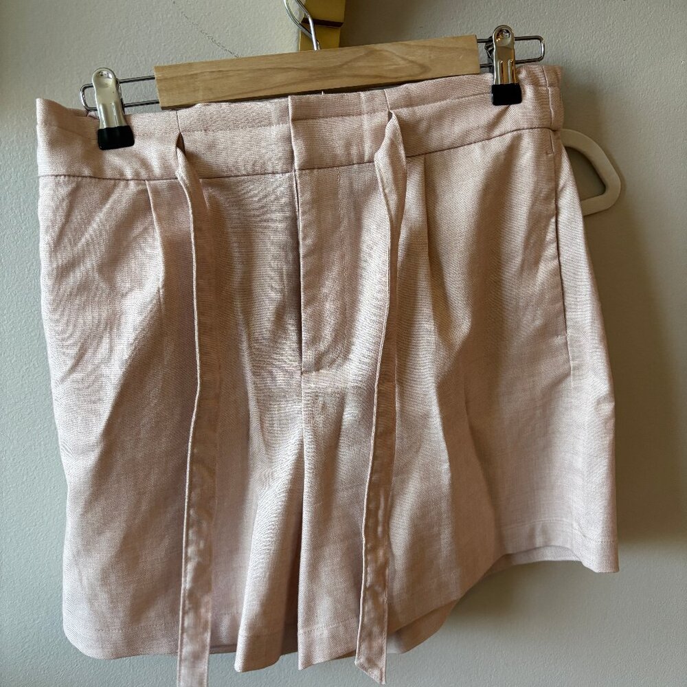 Tie-front paperbag shorts